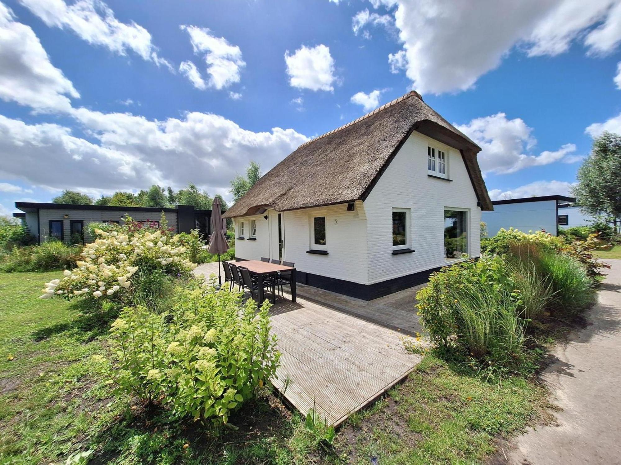 Vakantiepark De Wiedense Meren Wanneperveen Exterior foto
